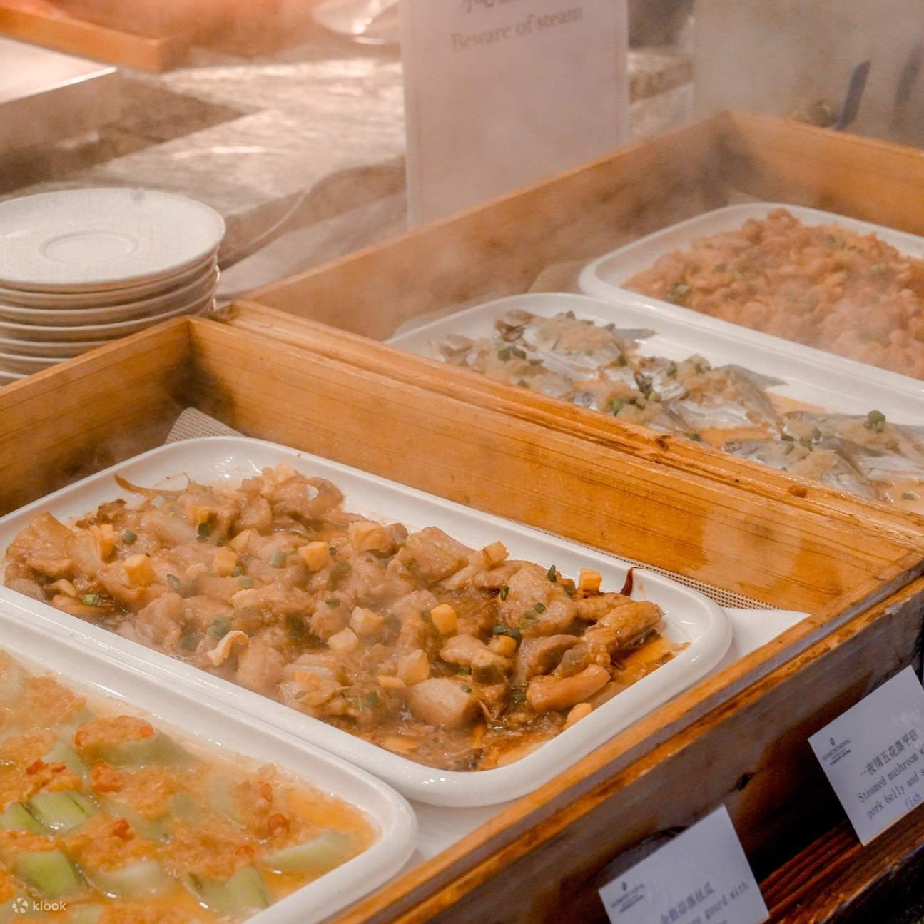 【รับประทานอาหารในโรงแรม】บุฟเฟ่ต์อาหารค่ำที่ศูนย์การประชุมและแสดงนิทรรศการ InterContinental Shenzhen | ร้านอาหารคอมมูน